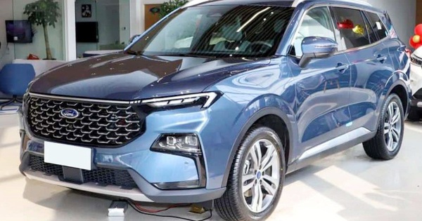 SUVs under 1 billion dong have a big disturbance in sales, 4 new blockbusters are about to be sold in Vietnam
