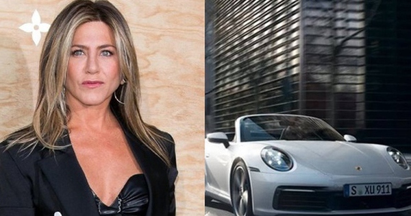Luxury car collection of multi-millionaire actor Jennifer Aniston