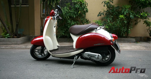 Honda Crea Scoopy 50cc: Scooter lý tưởng trong phố