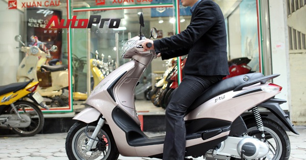 Cận cảnh chi tiết và tính năng của Piaggio Fly 2012