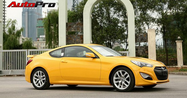 Cận cảnh đối thủ của Toyota 86: Huyndai Genesis coupe 2013