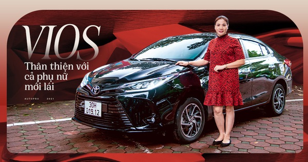 Nữ quân y đánh giá Toyota Vios 2021: ‘Dễ dùng, đủ mọi thứ cho phụ nữ lần đầu lái xe’