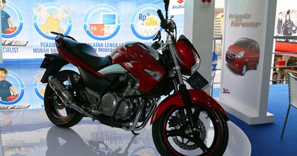 "Tiểu B-King" Suzuki Inazuma 250 cập bến Indonesia