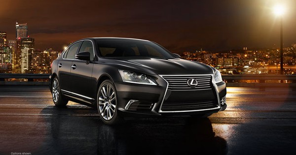 VMS 2013: Lexus mang 5 xe chính hãng đến thị trường Việt Nam