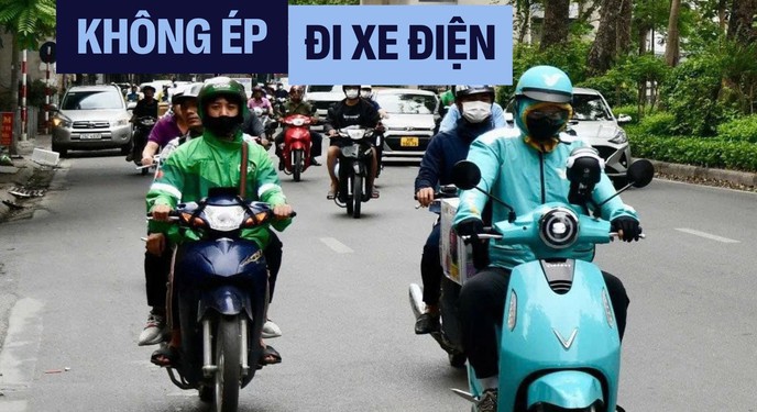 ‘Cấm xe máy xăng không đồng nghĩa với bắt phải đi xe điện’
