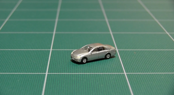 Tua nhanh quá trình tạo nên chiếc xe ô tô điều khiển nhỏ nhất thế giới