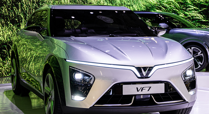 VinFast VF7 - mẫu xe nhận được nhiều hưởng ứng nhất từ người dùng