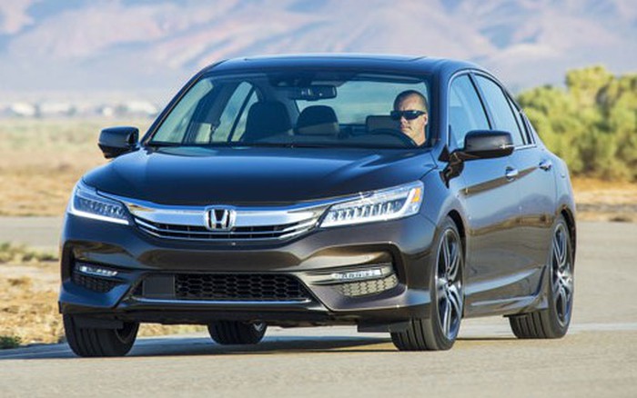 Honda Accord 2016 Dáng thể thao kiến tạo cảm giác lái