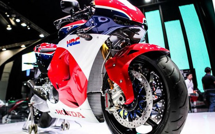 Ảnh chi tiết siêu môtô Honda RC213VS