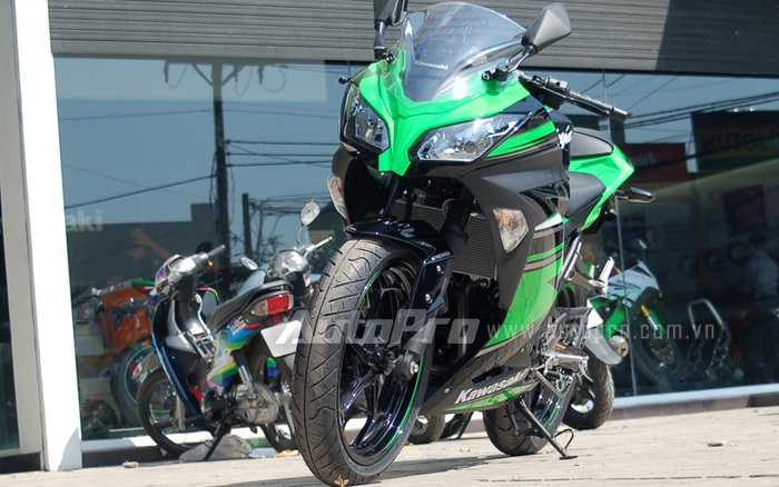 Kawasaki ra mắt phiên bản Ninja 300 2014 ABS SE  Xe máy