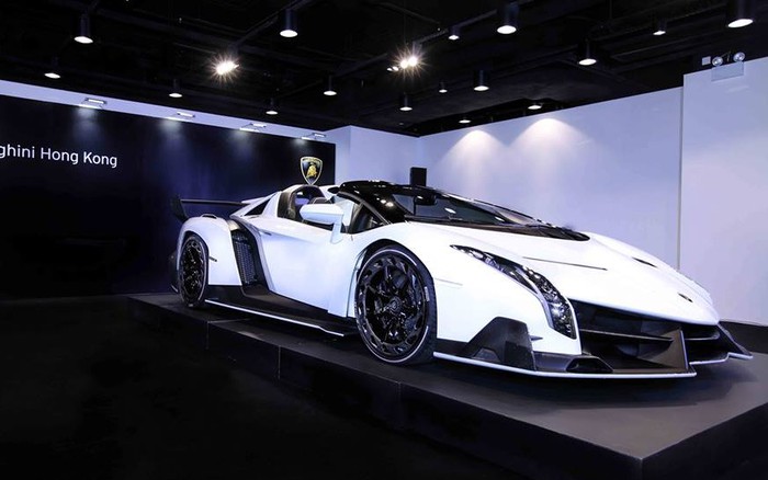 Siêu xe hiếm Lamborghini Veneno Roadster ra mắt tại Hồng Kông