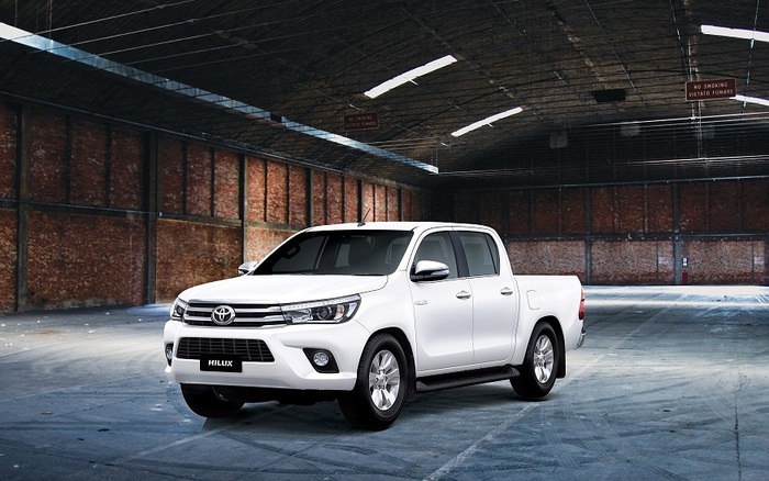 Toyota Hilux 2016 chính thức chào thị trường Việt