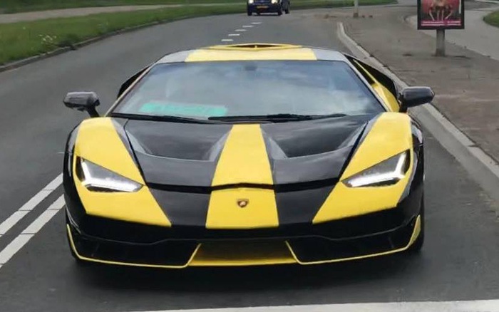 Đây chính là chiếc Lamborghini Centenario có bộ áo cá tính nhất thế giới