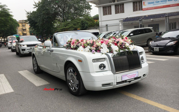 Rolls Royce Phantom  Wedding Car Hire Experts