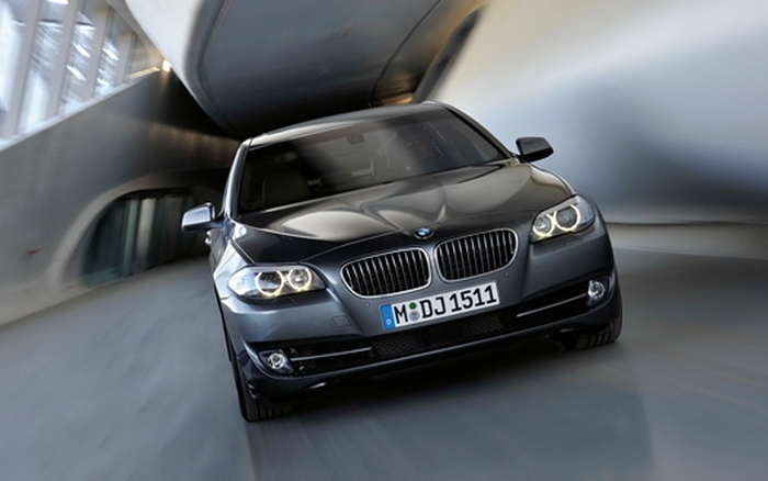 Ắc quy xe BMW 535i