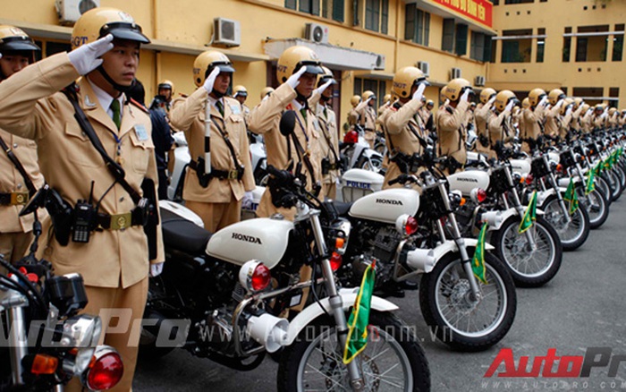 Ảnh Cận cảnh xế khủng mới của Cảnh sát giao thông Hà Nội  Học viện Cảnh  sát nhân dân