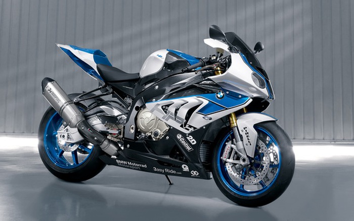 BMW S1000RR độ đẹp sắc sảo trong diện mạo HP4  2banhvn