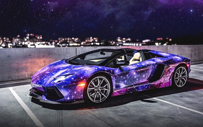 Lamborghini Aventador Roadster tỏa sáng như dải ngân hà