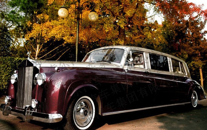 Classic RollsRoyce Phantom  Cigar Aficionado