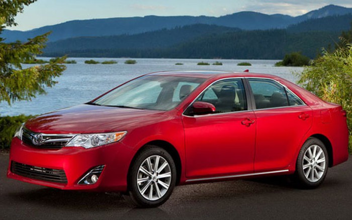 Toyota Camry 2012 gia nhập thị trường Ấn Độ