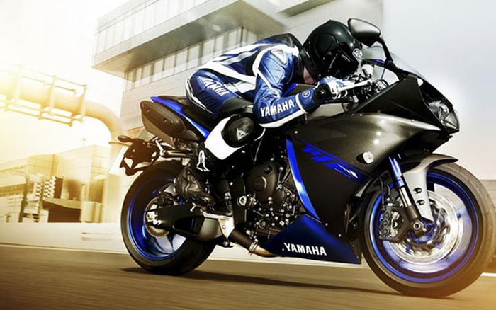 Siêu Môtô Yamaha Yzf-R1 2014 Có Giá Chính Thức Tại Indonesia