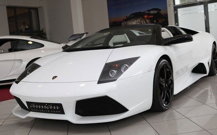 Lamborghini Murcielago cũ đắt hơn cả Aventador 